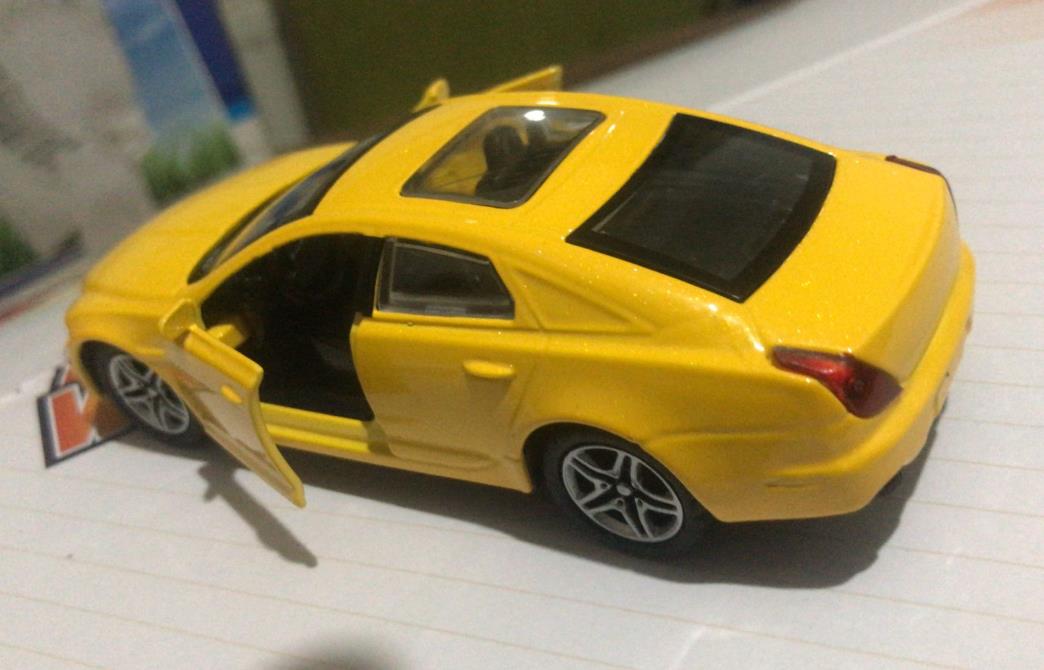Oyuncak Metal Model Araba Açılır Kapı 1/36 Çek Bırak Sarı Mustang Oyuncak Metal Model Araba Açılır Kapı 1/36 Çek Bırak Sarı Mustang